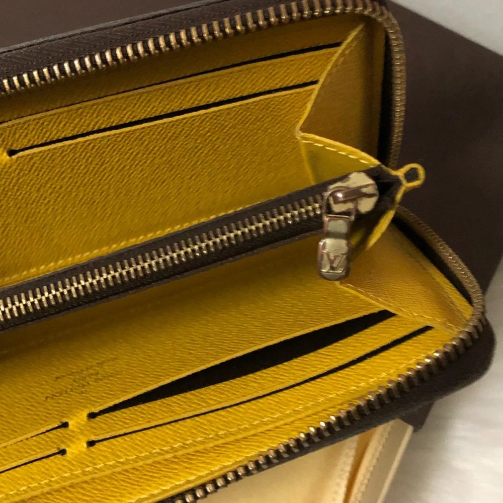 Clemence wallet - Picture 10 of 13
